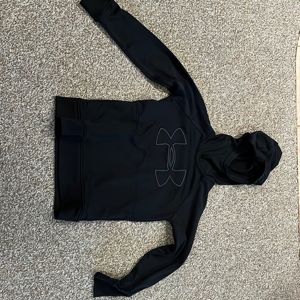 Black under armour sweatshirt.